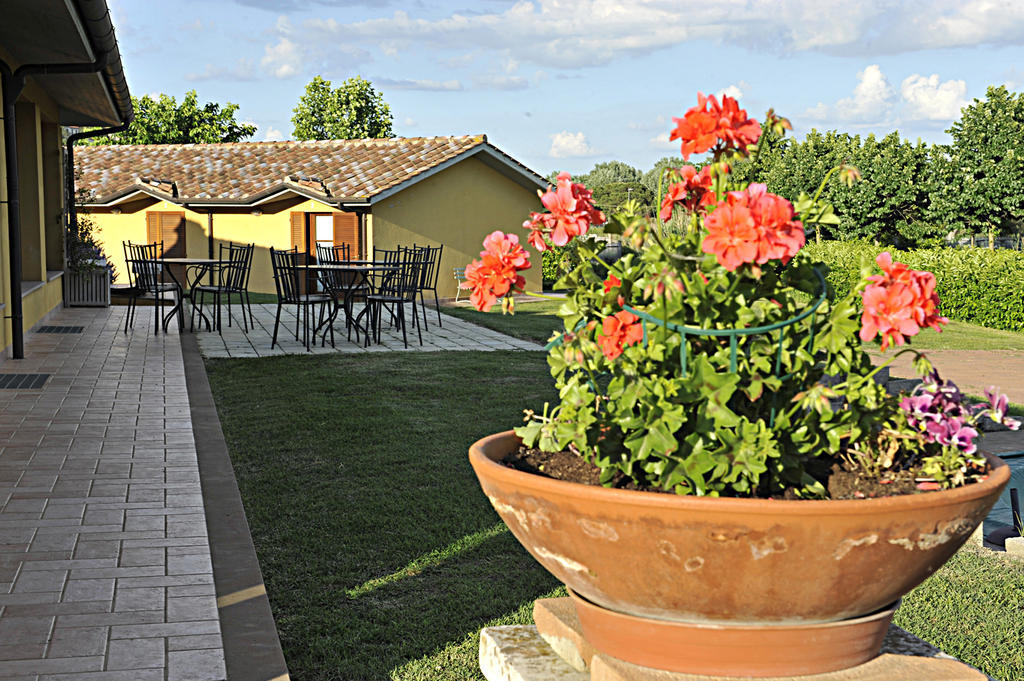 Le Macerine Hotel Castiglione del Lago Exterior foto